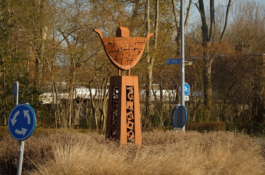 Presentatie kunstrouteboekje Lewenborg