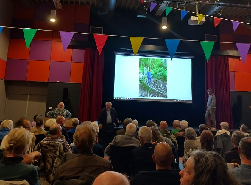 Geslaagde filmavond over het LeRoy-gebied