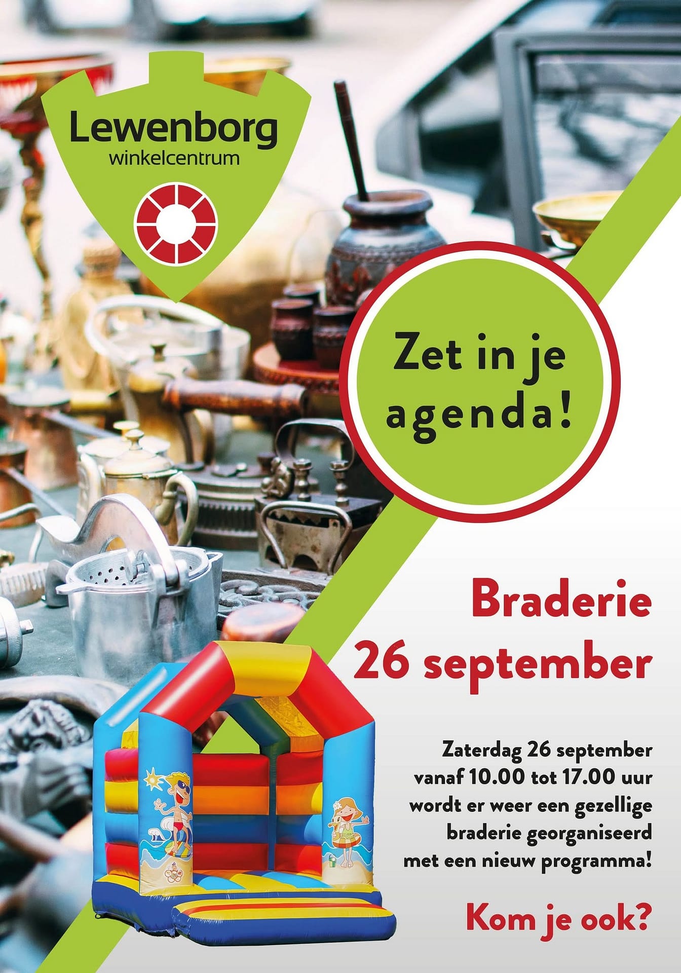 Braderie in winkelcentrum Lewenborg